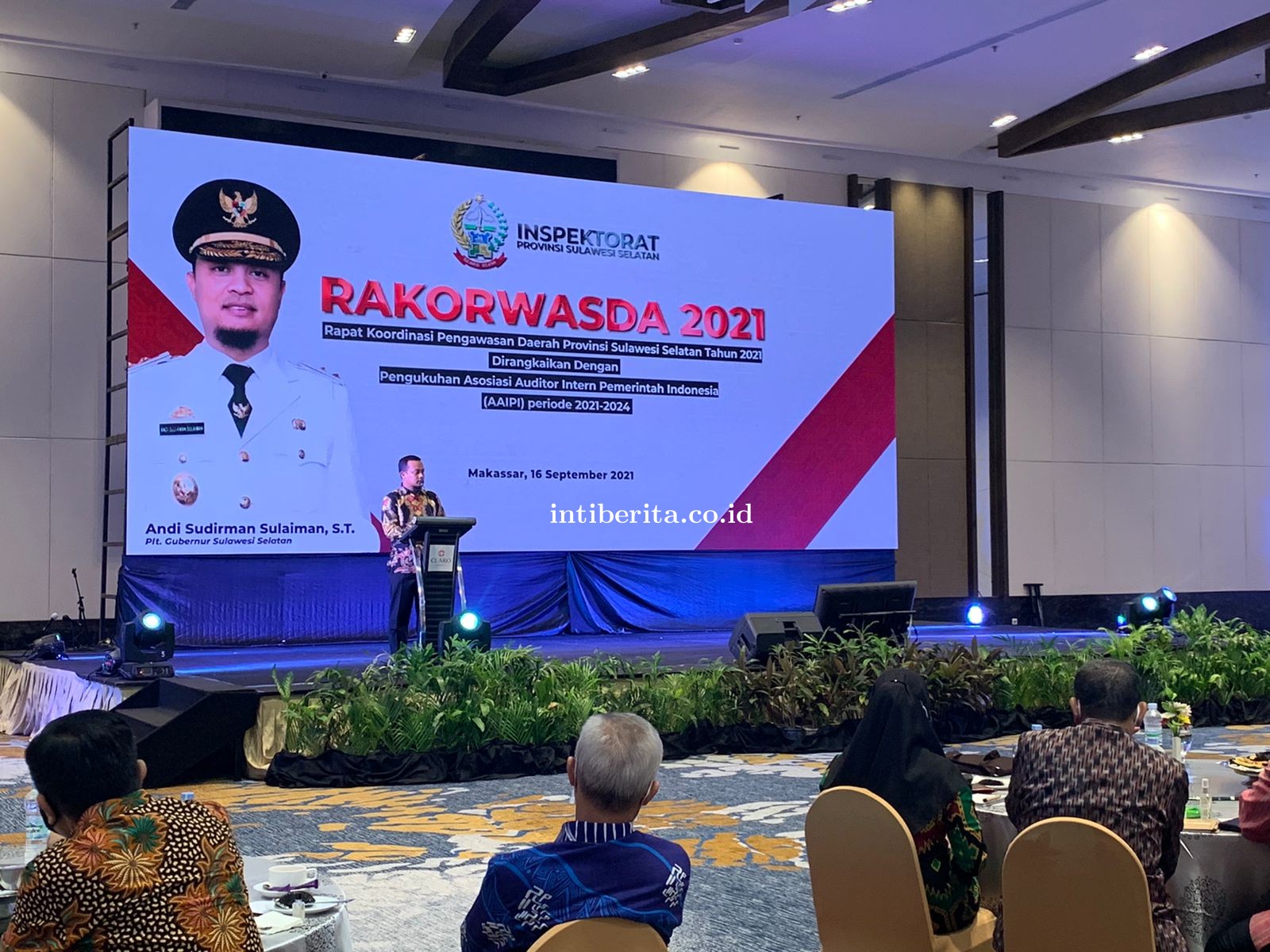 Plt Gubernur Andi Sudirman Curhat di Hadapan Para Pengawas dan KPK Pada Acara Rakorwasda