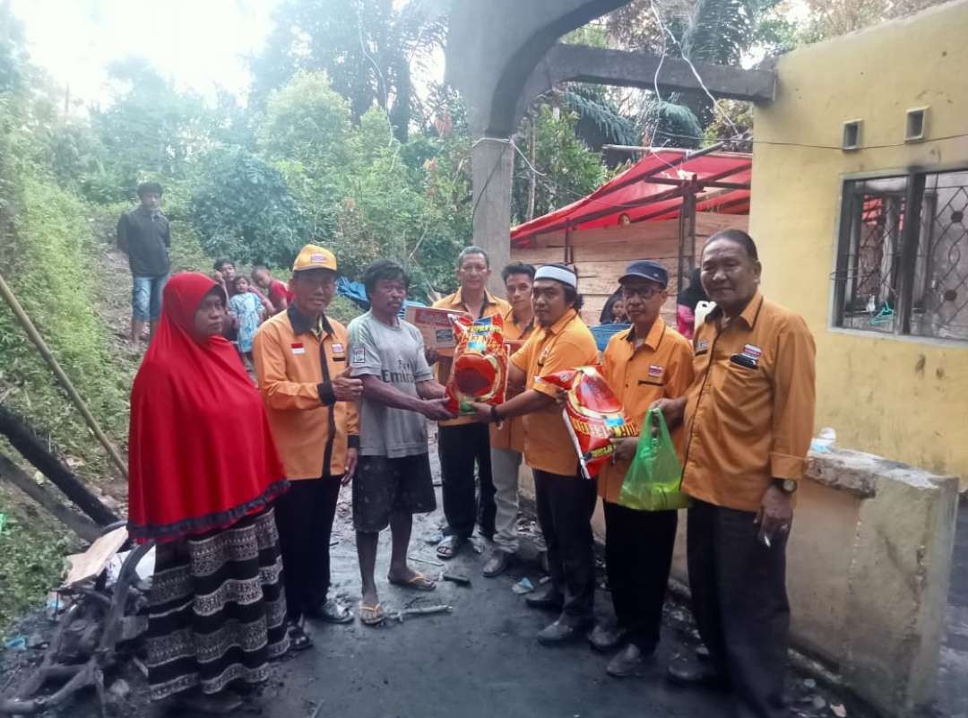 Partai Hanura Sinjai Kembali Gebrak Bantu Warga Korban Kebakaran di Bulupoddo